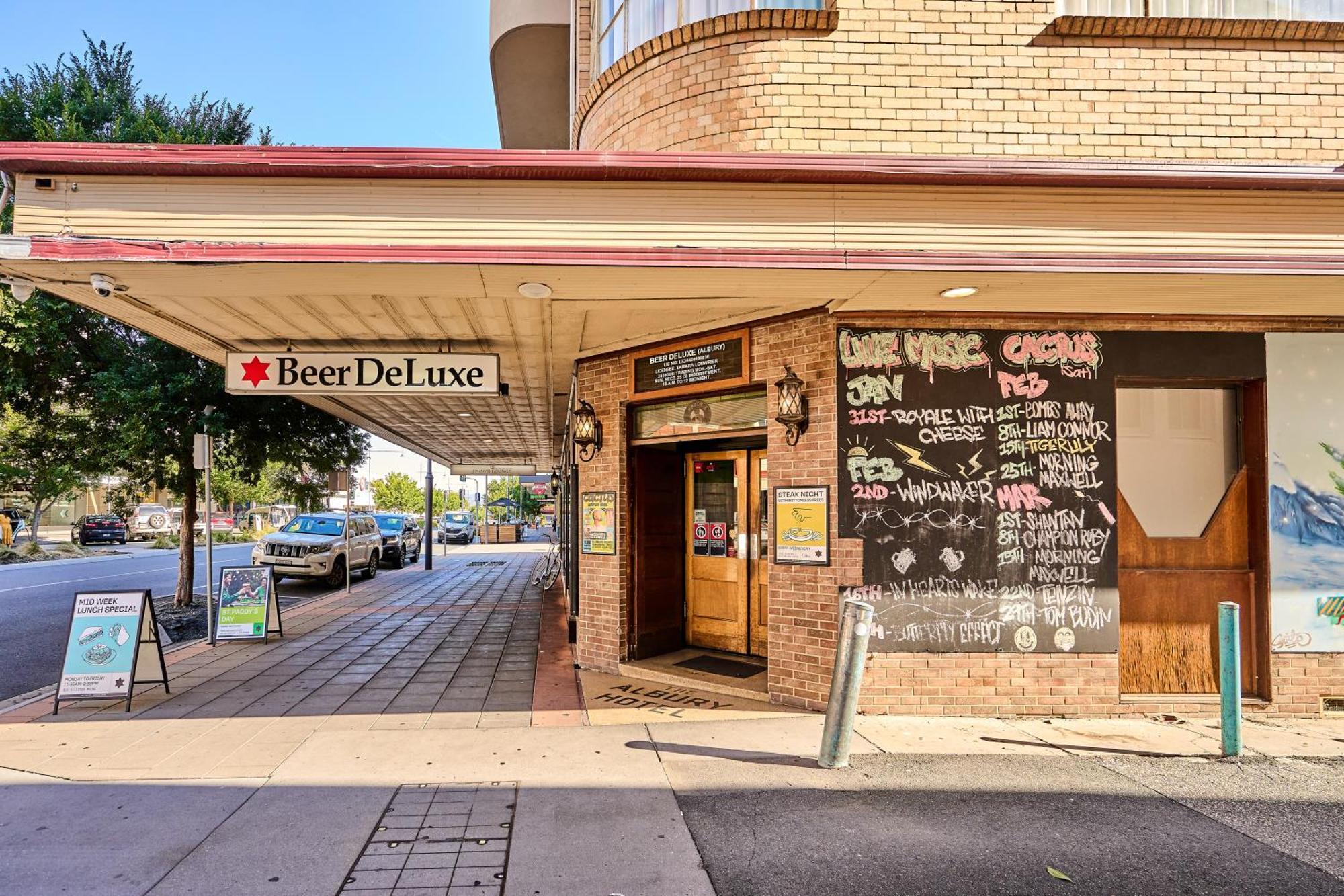 Beer Deluxe Albury Hotell Exteriör bild
